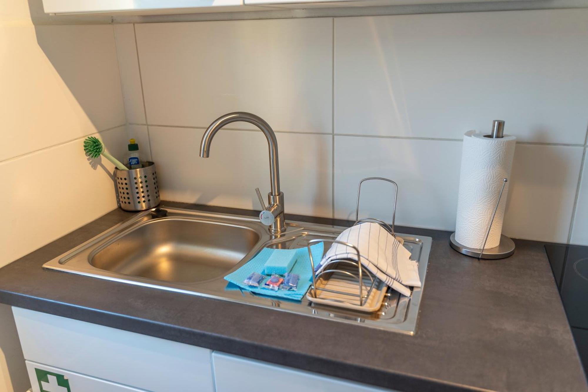 Rr - Stylish Apartment 50Qm - Wifi - Washer - Tv Magdeburg Exterior photo